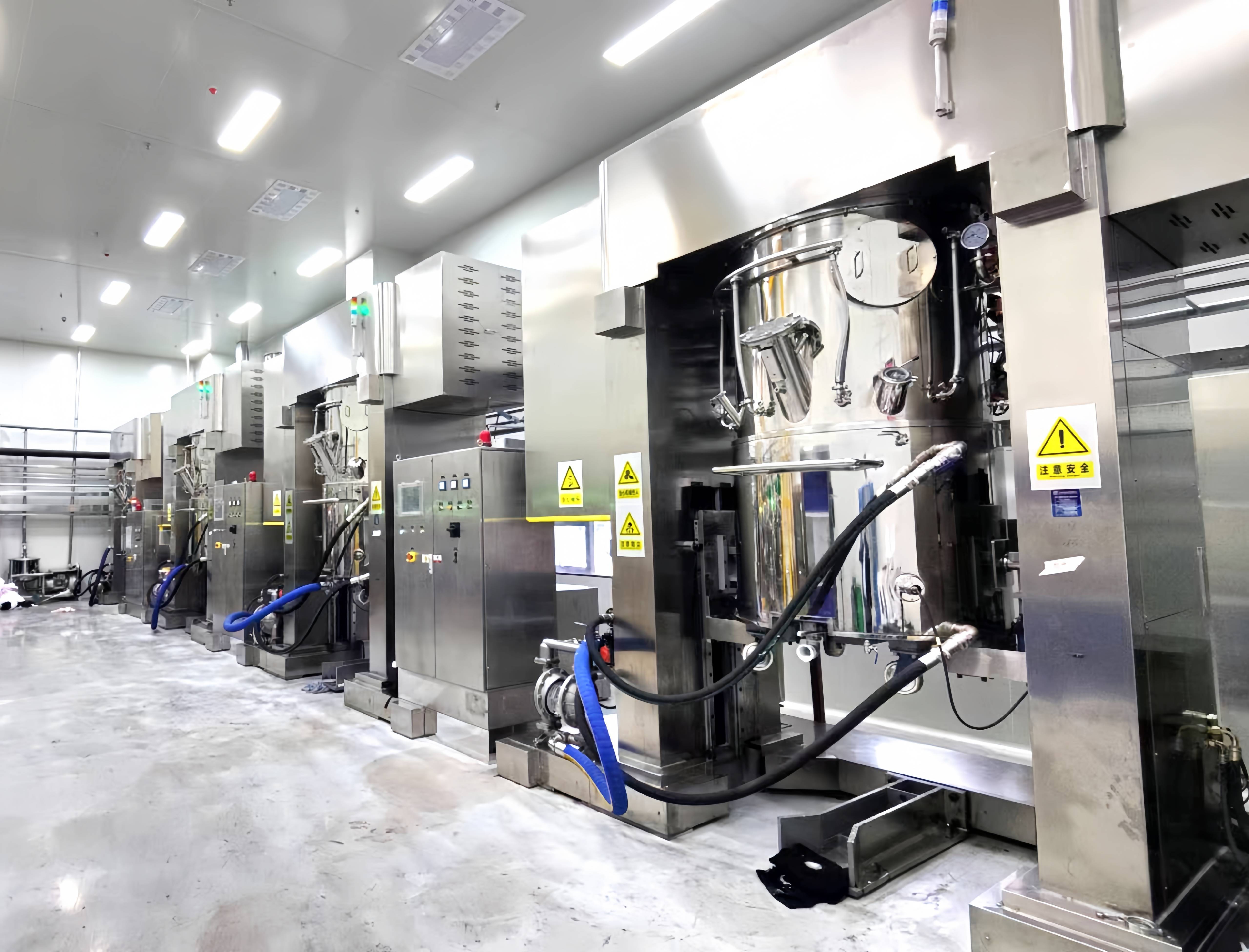 <div style="text-align:left;">
	<strong>某新能源汽车企业工程案例</strong> 
</div>
<span style="font-size:12px;"> 
<div style="text-align:left;">
	某新能源汽车股份有限公司成立1995年，总部位于深圳市。公司现有员工超过20余万人，业务涵盖汽车、轨道交通、新能源，在香港和深圳两地上市，营收入和市值均超千亿元。
</div>
</span>